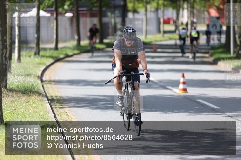 10.08.2025 - GEWOBA Citytriathlon Bremen Yannick Fuchs http://msf.ph/oto/8564628 10.08.2025 14:42:18 Radfahren 19, 145, 288 meine-sportfotos.de