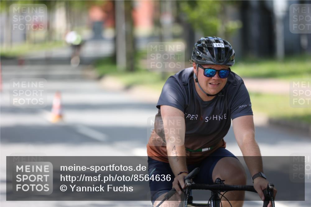 10.08.2025 - GEWOBA Citytriathlon Bremen Yannick Fuchs http://msf.ph/oto/8564636 10.08.2025 14:42:20 Radfahren 19, 145, 288, 488 meine-sportfotos.de