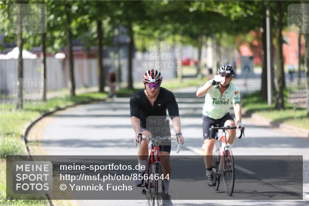 10.08.2025 - GEWOBA Citytriathlon Bremen Yannick Fuchs http://msf.ph/oto/8564644 10.08.2025 14:42:25 Radfahren 19, 145, 288, 303, 488 meine-sportfotos.de