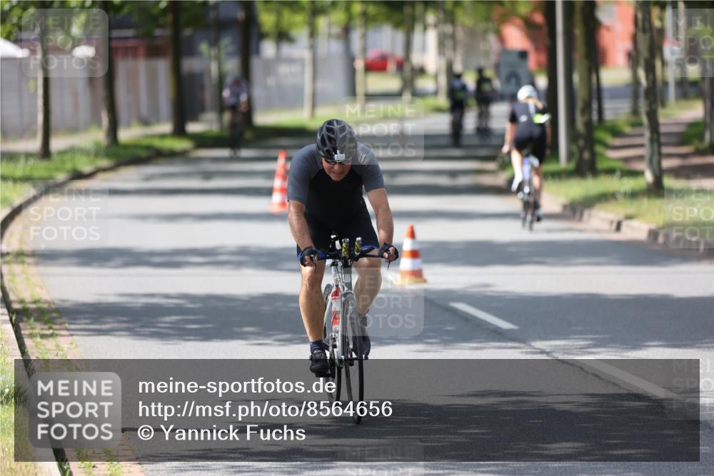10.08.2025 - GEWOBA Citytriathlon Bremen Yannick Fuchs http://msf.ph/oto/8564656 10.08.2025 14:42:34 Radfahren 110, 288, 303, 488 meine-sportfotos.de