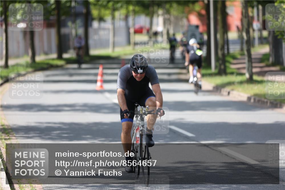 10.08.2025 - GEWOBA Citytriathlon Bremen Yannick Fuchs http://msf.ph/oto/8564657 10.08.2025 14:42:34 Radfahren 110, 288, 303, 488 meine-sportfotos.de