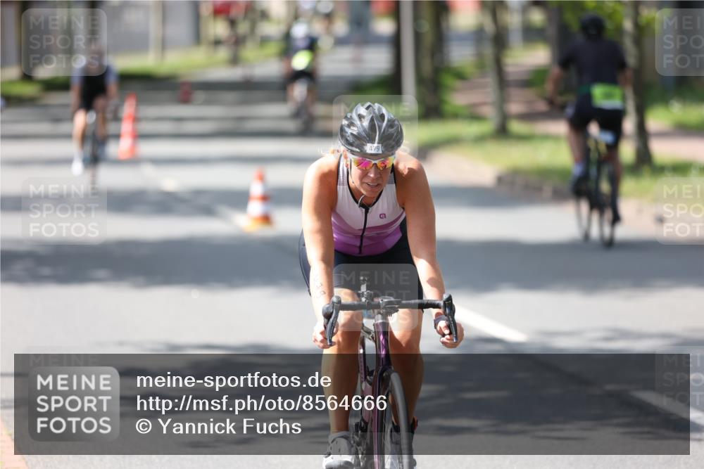 10.08.2025 - GEWOBA Citytriathlon Bremen Yannick Fuchs http://msf.ph/oto/8564666 10.08.2025 14:42:50 Radfahren 67, 110, 180, 474, 479 meine-sportfotos.de