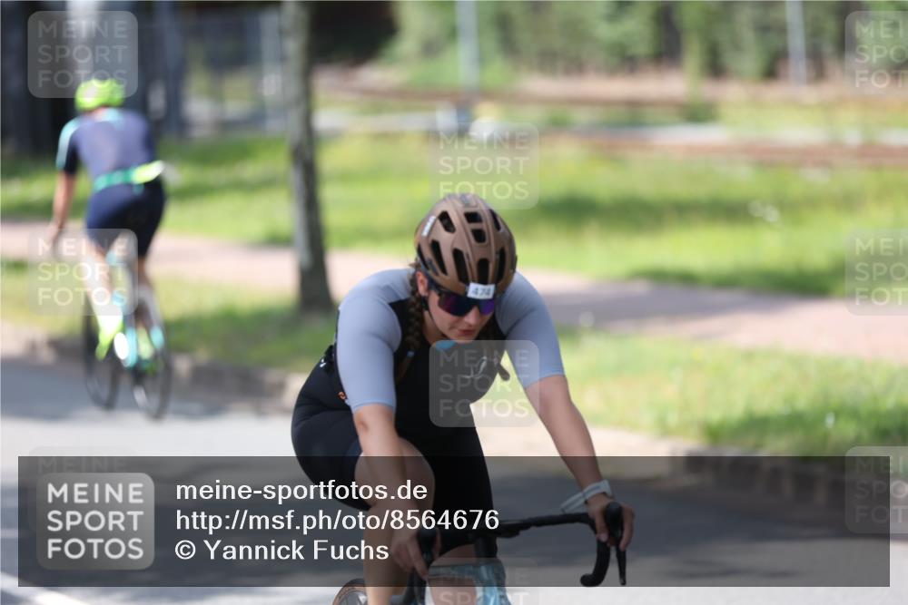 10.08.2025 - GEWOBA Citytriathlon Bremen Yannick Fuchs http://msf.ph/oto/8564676 10.08.2025 14:42:54 Radfahren 67, 110, 180, 436, 446, 474, 479 meine-sportfotos.de