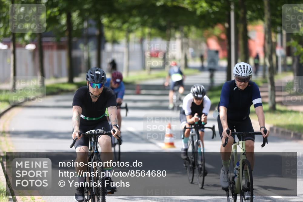 10.08.2025 - GEWOBA Citytriathlon Bremen Yannick Fuchs http://msf.ph/oto/8564680 10.08.2025 14:43:03 Radfahren 67, 180, 205, 436, 446, 474 meine-sportfotos.de