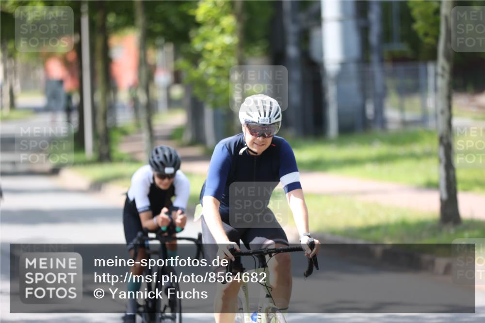 10.08.2025 - GEWOBA Citytriathlon Bremen Yannick Fuchs http://msf.ph/oto/8564682 10.08.2025 14:43:04 Radfahren 67, 180, 205, 436, 446, 474 meine-sportfotos.de