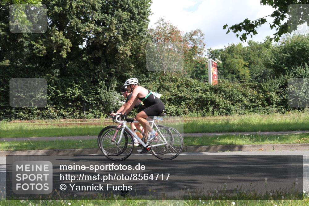10.08.2025 - GEWOBA Citytriathlon Bremen Yannick Fuchs http://msf.ph/oto/8564717 10.08.2025 10:59:05 Radfahren  meine-sportfotos.de