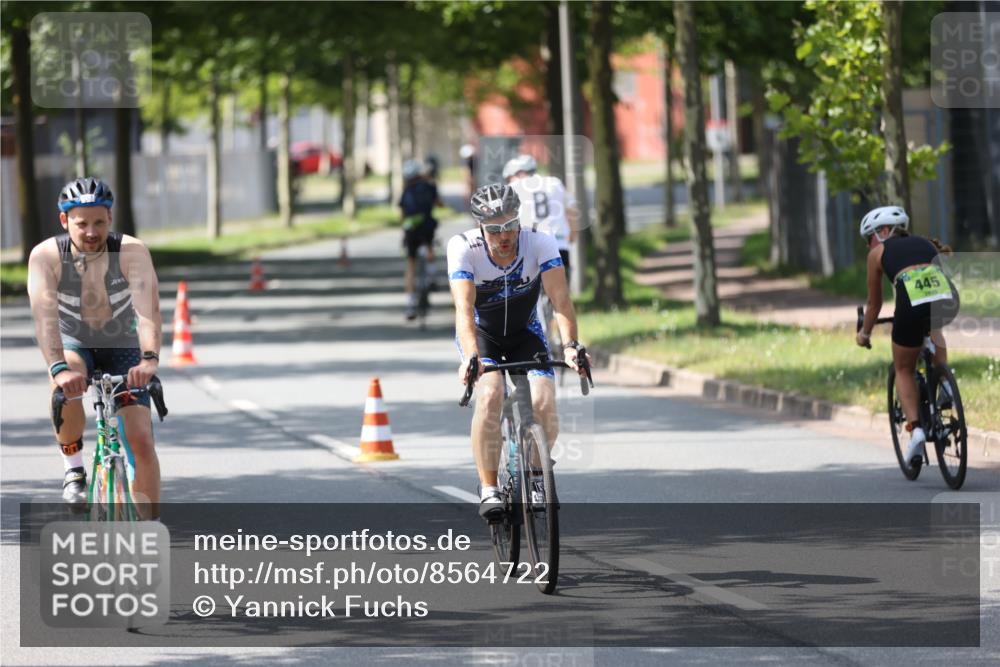 10.08.2025 - GEWOBA Citytriathlon Bremen Yannick Fuchs http://msf.ph/oto/8564722 10.08.2025 14:43:25 Radfahren 109, 157, 234, 251, 311, 462 meine-sportfotos.de