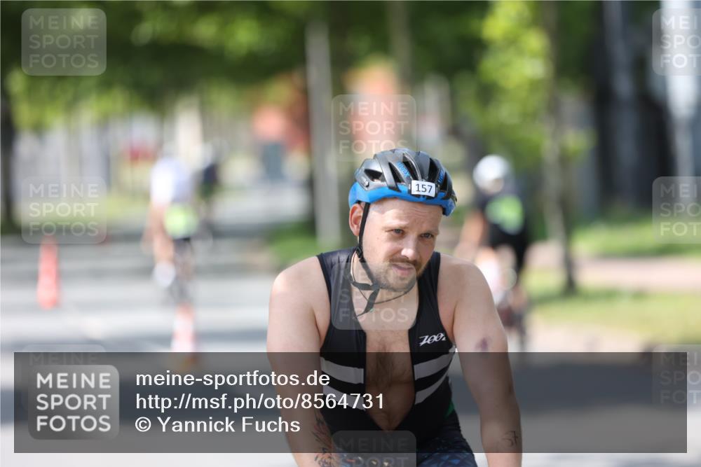 10.08.2025 - GEWOBA Citytriathlon Bremen Yannick Fuchs http://msf.ph/oto/8564731 10.08.2025 14:43:27 Radfahren 109, 157, 234, 251, 311, 462 meine-sportfotos.de