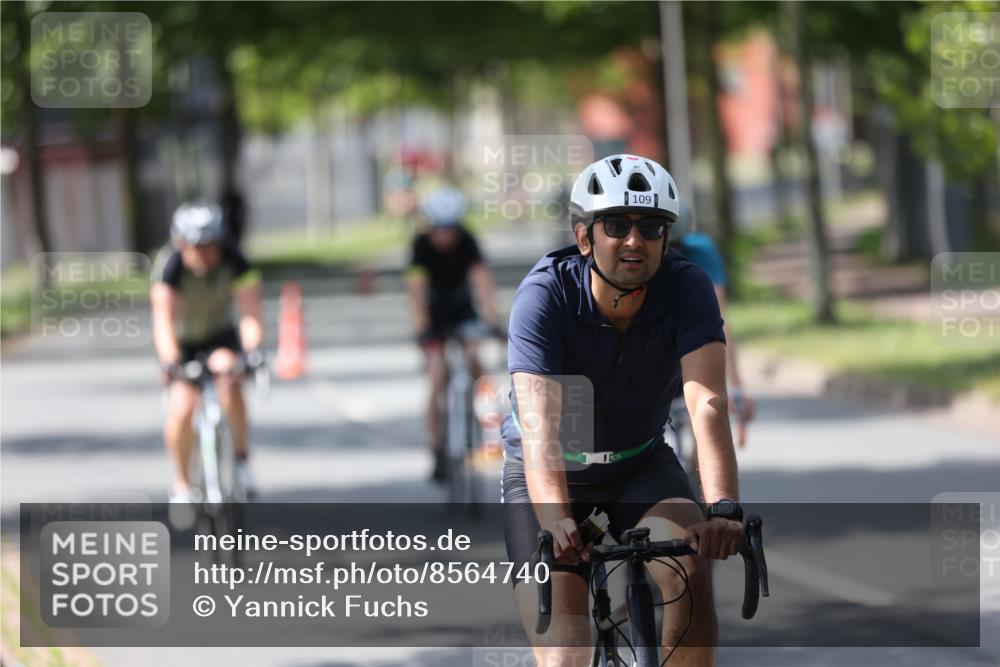 10.08.2025 - GEWOBA Citytriathlon Bremen Yannick Fuchs http://msf.ph/oto/8564740 10.08.2025 14:43:42 Radfahren 86, 109, 154, 163, 259, 325 meine-sportfotos.de