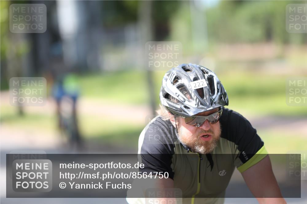 10.08.2025 - GEWOBA Citytriathlon Bremen Yannick Fuchs http://msf.ph/oto/8564750 10.08.2025 14:43:44 Radfahren 86, 109, 154, 163, 259, 325 meine-sportfotos.de