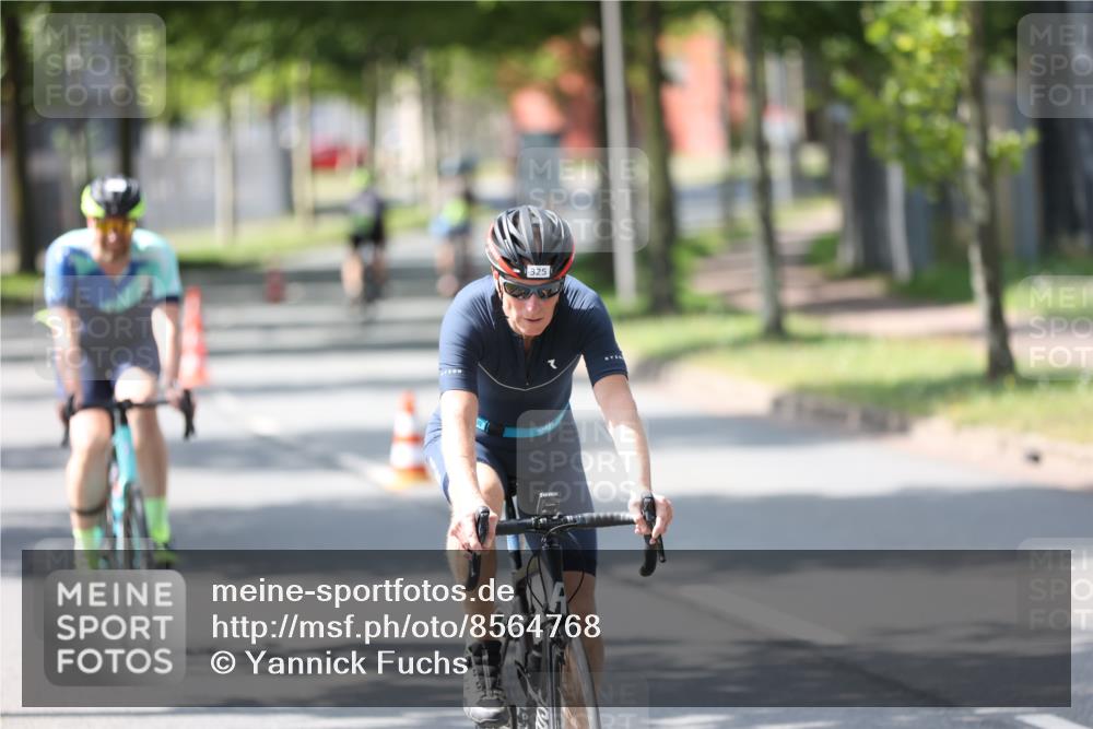 10.08.2025 - GEWOBA Citytriathlon Bremen Yannick Fuchs http://msf.ph/oto/8564768 10.08.2025 14:43:52 Radfahren 86, 154, 163, 259, 325 meine-sportfotos.de