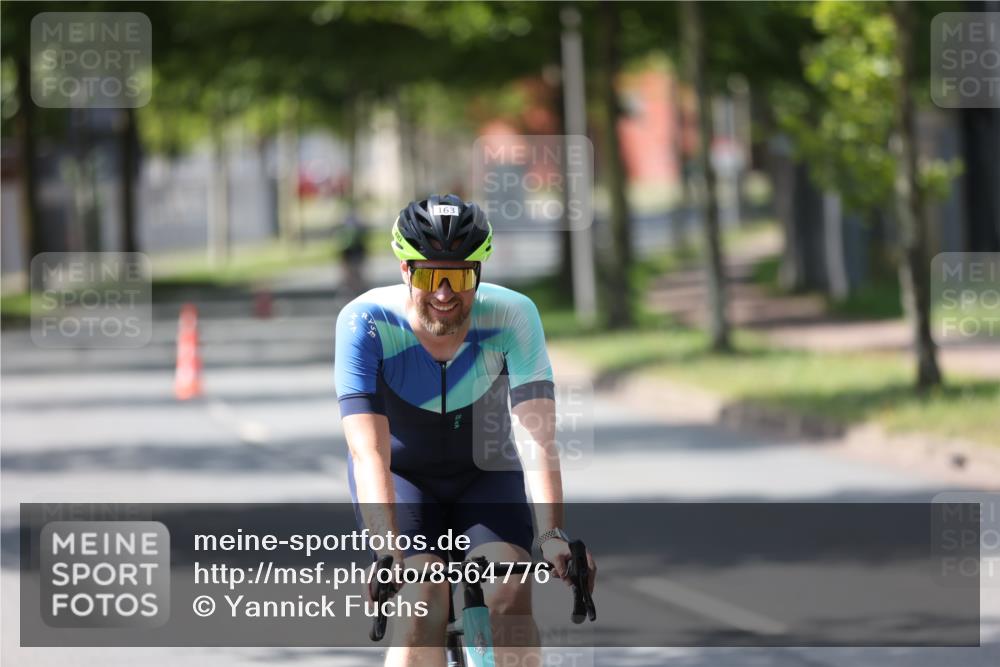 10.08.2025 - GEWOBA Citytriathlon Bremen Yannick Fuchs http://msf.ph/oto/8564776 10.08.2025 14:43:53 Radfahren 86, 154, 163, 259, 298, 325 meine-sportfotos.de