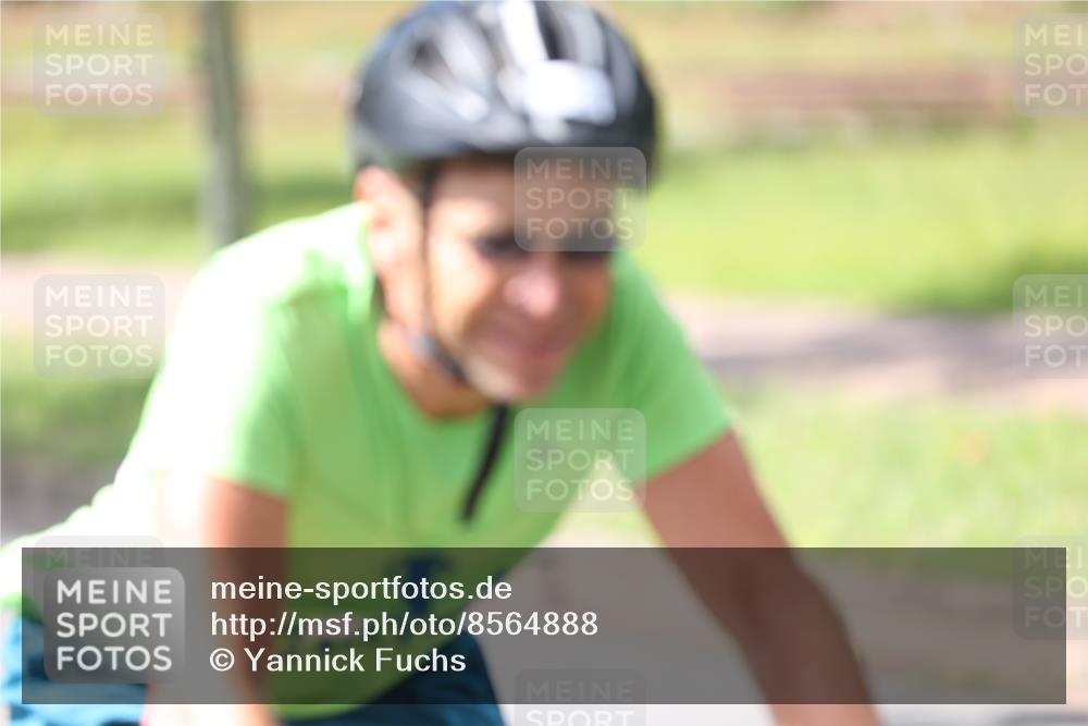 10.08.2025 - GEWOBA Citytriathlon Bremen Yannick Fuchs http://msf.ph/oto/8564888 10.08.2025 14:44:39 Radfahren 9, 73, 200, 208, 323, 383 meine-sportfotos.de