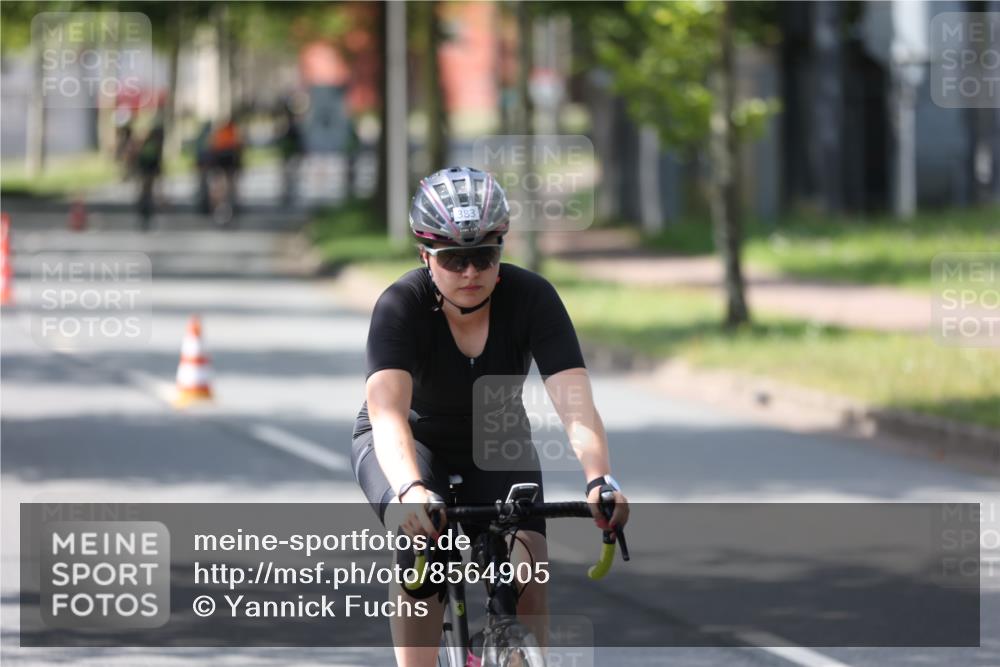 10.08.2025 - GEWOBA Citytriathlon Bremen Yannick Fuchs http://msf.ph/oto/8564905 10.08.2025 14:44:46 Radfahren 73, 208, 323, 346, 383 meine-sportfotos.de