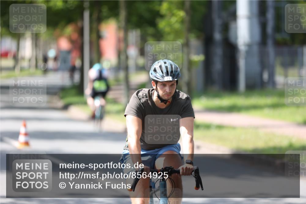 10.08.2025 - GEWOBA Citytriathlon Bremen Yannick Fuchs http://msf.ph/oto/8564925 10.08.2025 14:44:50 Radfahren 35, 73, 208, 346, 383, 484 meine-sportfotos.de