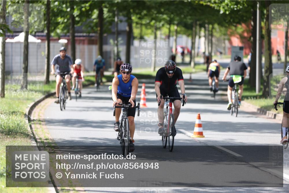 10.08.2025 - GEWOBA Citytriathlon Bremen Yannick Fuchs http://msf.ph/oto/8564948 10.08.2025 14:45:02 Radfahren 35, 198, 326, 336, 346, 453, 484, 497 meine-sportfotos.de