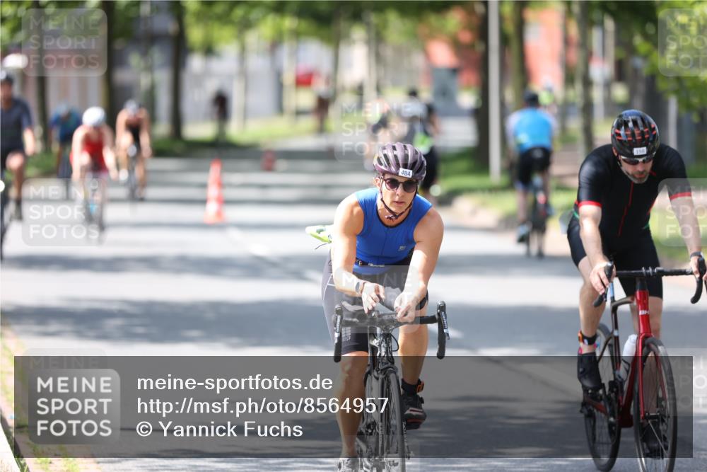 10.08.2025 - GEWOBA Citytriathlon Bremen Yannick Fuchs http://msf.ph/oto/8564957 10.08.2025 14:45:03 Radfahren 35, 198, 326, 336, 346, 453, 484, 497 meine-sportfotos.de