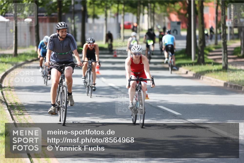 10.08.2025 - GEWOBA Citytriathlon Bremen Yannick Fuchs http://msf.ph/oto/8564968 10.08.2025 14:45:05 Radfahren 35, 198, 326, 336, 346, 453, 484, 497 meine-sportfotos.de