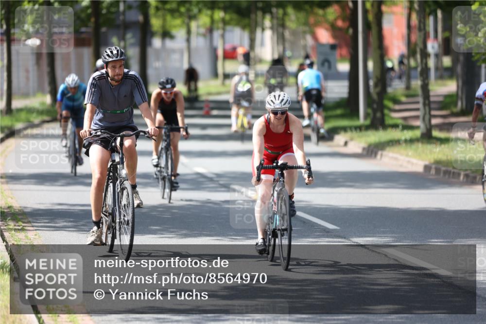 10.08.2025 - GEWOBA Citytriathlon Bremen Yannick Fuchs http://msf.ph/oto/8564970 10.08.2025 14:45:06 Radfahren 35, 198, 326, 336, 346, 453, 484, 497 meine-sportfotos.de