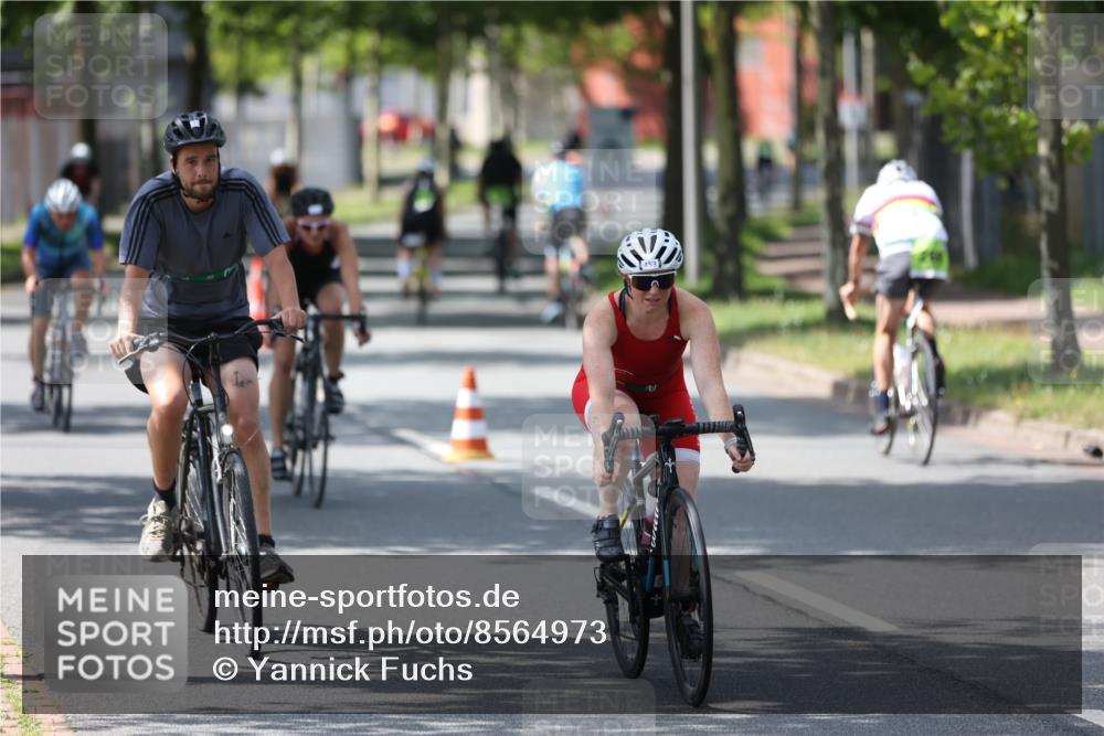 10.08.2025 - GEWOBA Citytriathlon Bremen Yannick Fuchs http://msf.ph/oto/8564973 10.08.2025 14:45:06 Radfahren 35, 198, 326, 336, 346, 453, 484, 497 meine-sportfotos.de