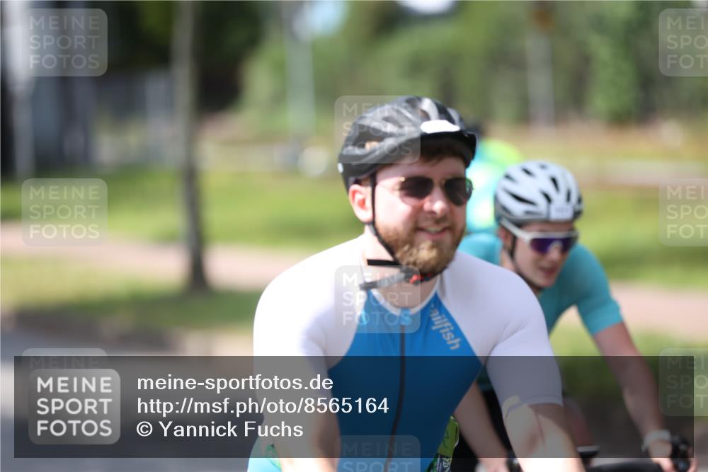10.08.2025 - GEWOBA Citytriathlon Bremen Yannick Fuchs http://msf.ph/oto/8565164 10.08.2025 14:46:13 Radfahren 61, 182, 269, 270, 363, 422, 499 meine-sportfotos.de