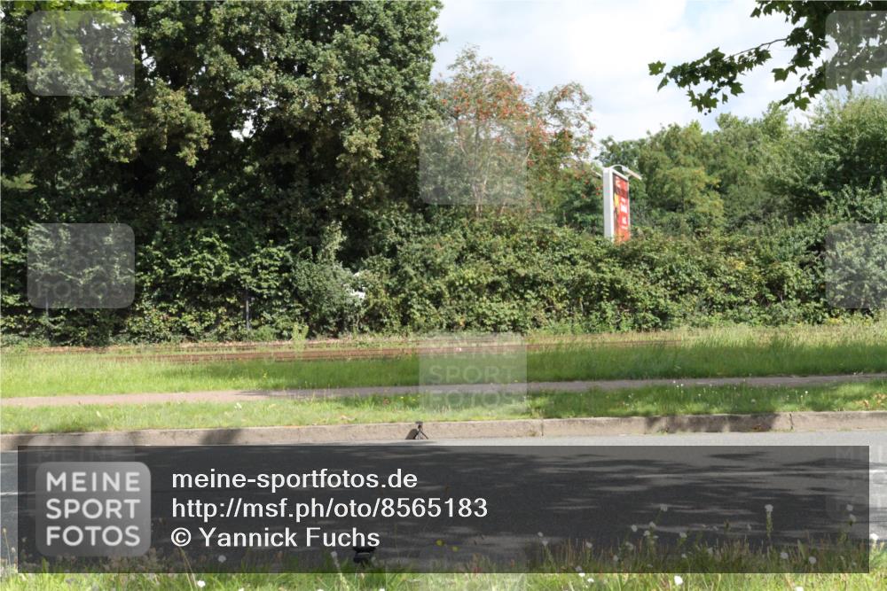 10.08.2025 - GEWOBA Citytriathlon Bremen Yannick Fuchs http://msf.ph/oto/8565183 10.08.2025 12:01:11 Radfahren 579 meine-sportfotos.de
