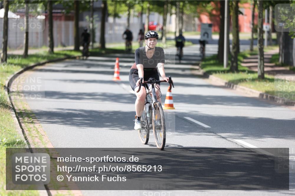 10.08.2025 - GEWOBA Citytriathlon Bremen Yannick Fuchs http://msf.ph/oto/8565213 10.08.2025 14:46:46 Radfahren 128, 158, 396, 406 meine-sportfotos.de