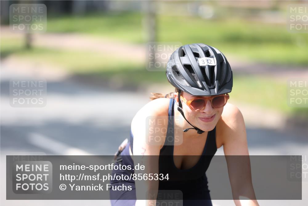 10.08.2025 - GEWOBA Citytriathlon Bremen Yannick Fuchs http://msf.ph/oto/8565334 10.08.2025 14:47:46 Radfahren 382, 418, 467, 483 meine-sportfotos.de
