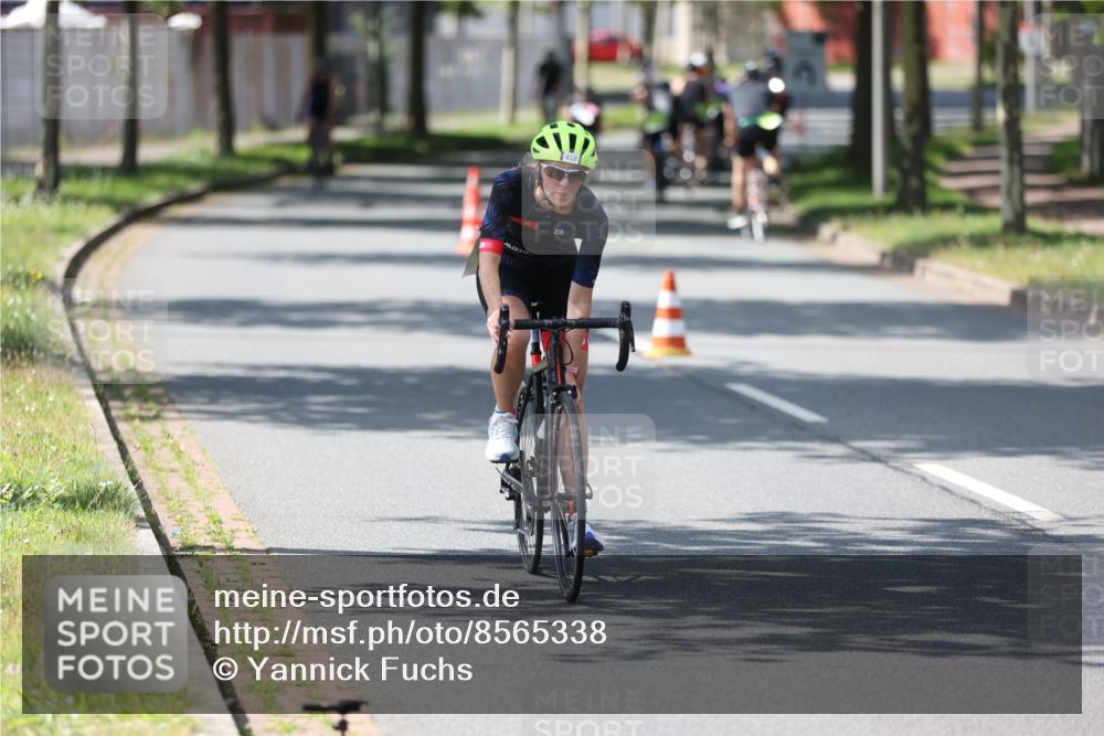 10.08.2025 - GEWOBA Citytriathlon Bremen Yannick Fuchs http://msf.ph/oto/8565338 10.08.2025 14:47:57 Radfahren 22, 331, 350, 418, 447 meine-sportfotos.de