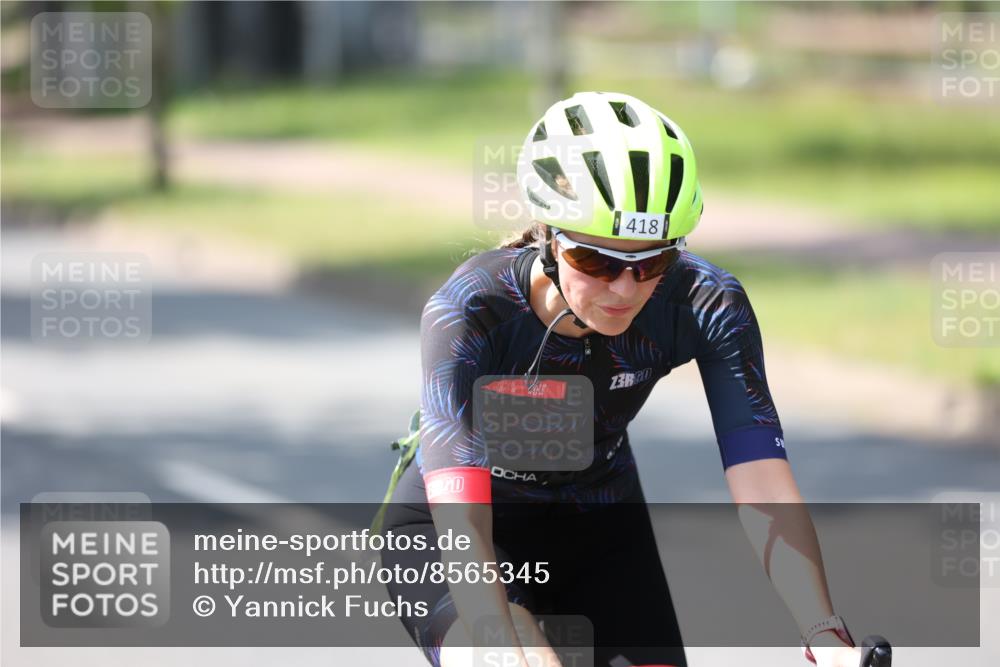 10.08.2025 - GEWOBA Citytriathlon Bremen Yannick Fuchs http://msf.ph/oto/8565345 10.08.2025 14:47:59 Radfahren 22, 331, 350, 418, 447 meine-sportfotos.de
