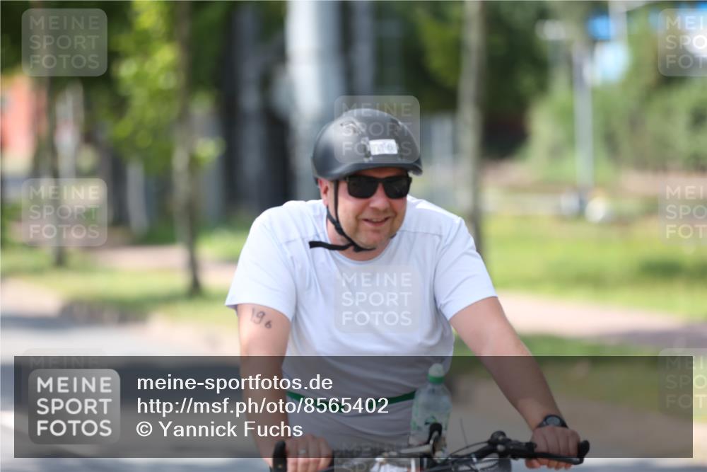 10.08.2025 - GEWOBA Citytriathlon Bremen Yannick Fuchs http://msf.ph/oto/8565402 10.08.2025 14:48:21 Radfahren 189, 196, 350, 447, 457 meine-sportfotos.de