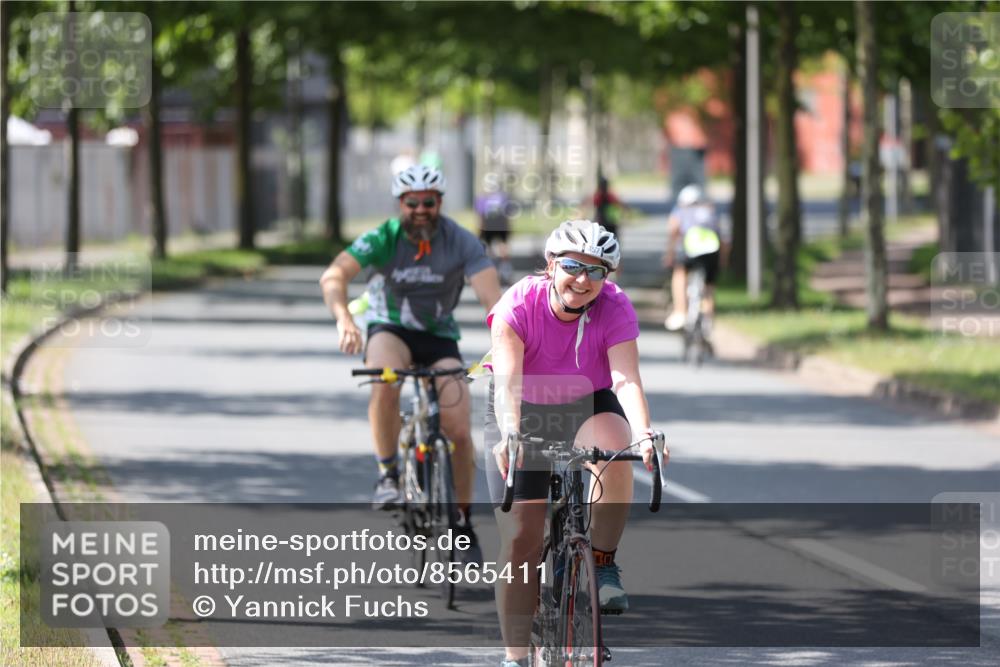 10.08.2025 - GEWOBA Citytriathlon Bremen Yannick Fuchs http://msf.ph/oto/8565411 10.08.2025 14:48:27 Radfahren 189, 196, 457 meine-sportfotos.de