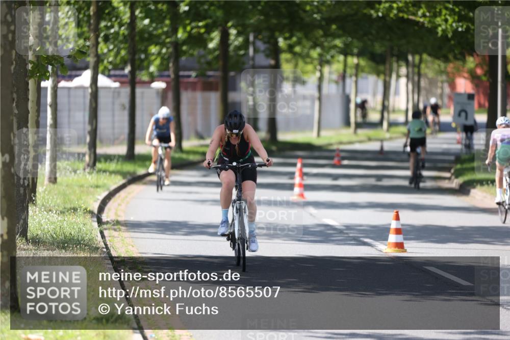10.08.2025 - GEWOBA Citytriathlon Bremen Yannick Fuchs http://msf.ph/oto/8565507 10.08.2025 14:49:19 Radfahren 286, 373, 401, 403 meine-sportfotos.de