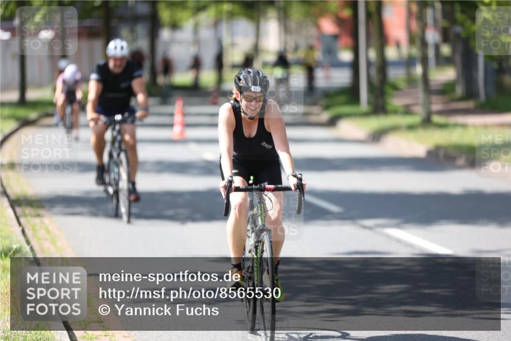 10.08.2025 - GEWOBA Citytriathlon Bremen Yannick Fuchs http://msf.ph/oto/8565530 10.08.2025 14:49:33 Radfahren 6, 286, 328, 377, 401, 402, 429, 461, 466, 491, 517 meine-sportfotos.de
