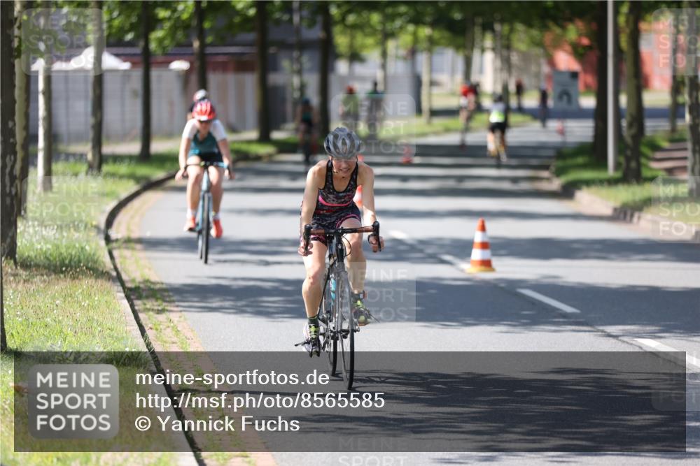 10.08.2025 - GEWOBA Citytriathlon Bremen Yannick Fuchs http://msf.ph/oto/8565585 10.08.2025 14:49:44 Radfahren 6, 169, 193, 305, 328, 377, 402, 407, 429, 461, 466, 491, 509, 517 meine-sportfotos.de