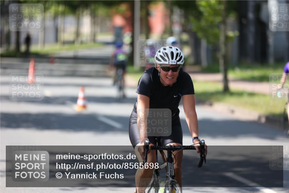 10.08.2025 - GEWOBA Citytriathlon Bremen Yannick Fuchs http://msf.ph/oto/8565698 10.08.2025 14:50:28 Radfahren 231, 416, 504 meine-sportfotos.de