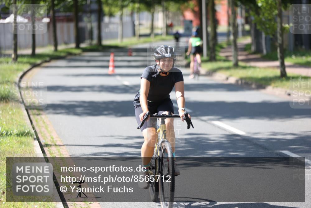 10.08.2025 - GEWOBA Citytriathlon Bremen Yannick Fuchs http://msf.ph/oto/8565712 10.08.2025 14:50:38 Radfahren 231, 416, 504 meine-sportfotos.de
