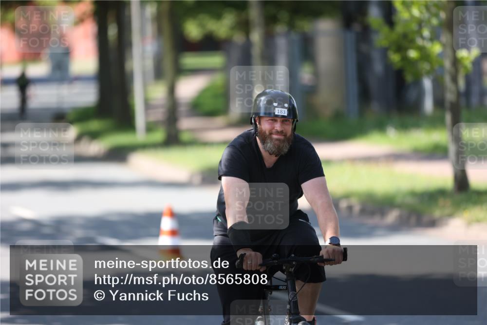 10.08.2025 - GEWOBA Citytriathlon Bremen Yannick Fuchs http://msf.ph/oto/8565808 10.08.2025 14:51:53 Radfahren 183, 237, 341, 368, 428, 523 meine-sportfotos.de