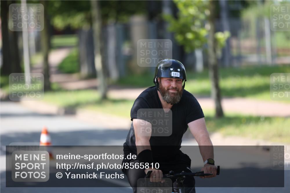 10.08.2025 - GEWOBA Citytriathlon Bremen Yannick Fuchs http://msf.ph/oto/8565810 10.08.2025 14:51:53 Radfahren 183, 237, 341, 368, 428, 523 meine-sportfotos.de