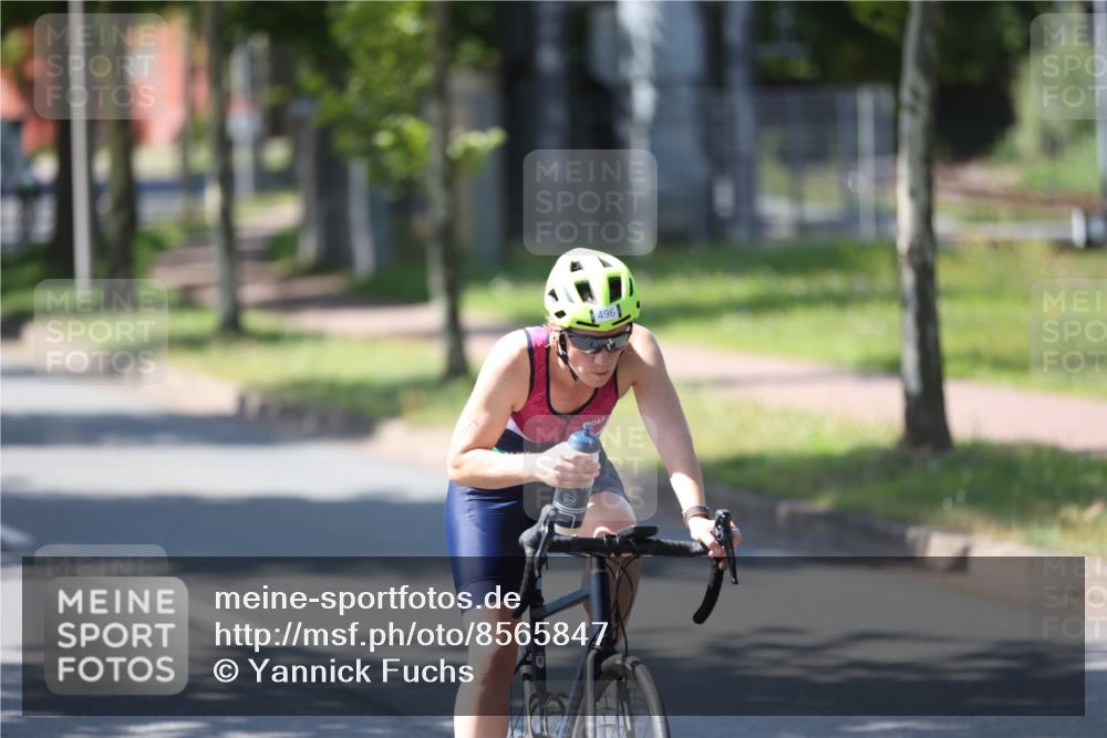 10.08.2025 - GEWOBA Citytriathlon Bremen Yannick Fuchs http://msf.ph/oto/8565847 10.08.2025 14:52:21 Radfahren 315, 327, 329, 347, 361, 381, 412, 439, 469, 496, 520 meine-sportfotos.de