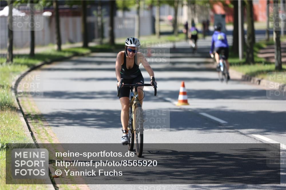 10.08.2025 - GEWOBA Citytriathlon Bremen Yannick Fuchs http://msf.ph/oto/8565920 10.08.2025 14:52:46 Radfahren 378, 459, 510 meine-sportfotos.de