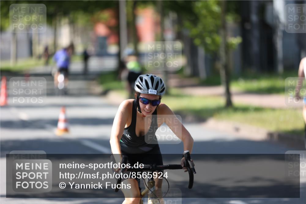 10.08.2025 - GEWOBA Citytriathlon Bremen Yannick Fuchs http://msf.ph/oto/8565924 10.08.2025 14:52:47 Radfahren 378, 385, 459, 510 meine-sportfotos.de