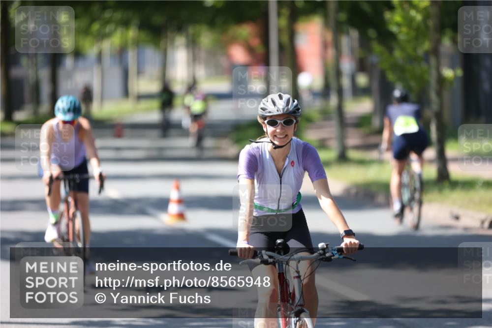 10.08.2025 - GEWOBA Citytriathlon Bremen Yannick Fuchs http://msf.ph/oto/8565948 10.08.2025 14:53:02 Radfahren 376, 378, 385, 463, 510 meine-sportfotos.de