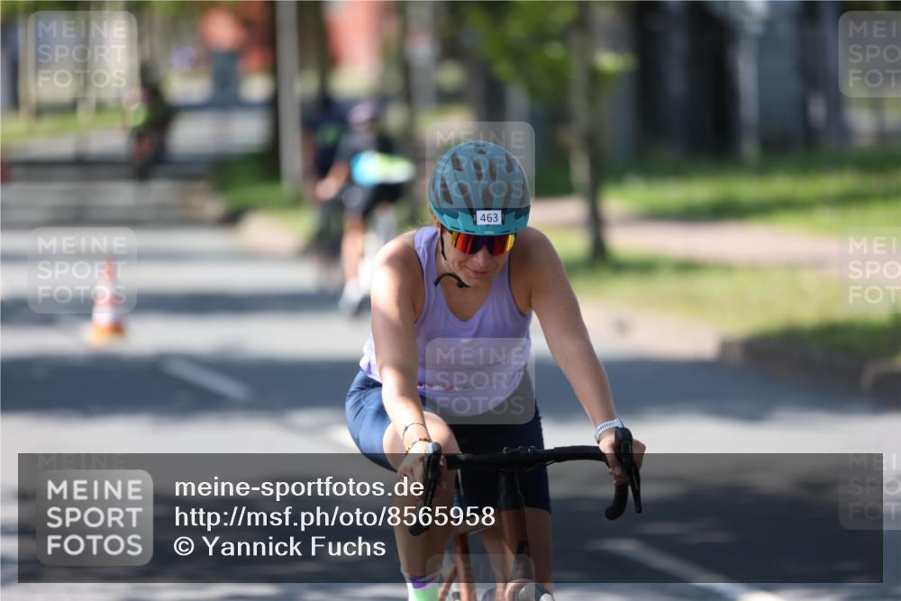 10.08.2025 - GEWOBA Citytriathlon Bremen Yannick Fuchs http://msf.ph/oto/8565958 10.08.2025 14:53:03 Radfahren 376, 378, 385, 463, 510 meine-sportfotos.de