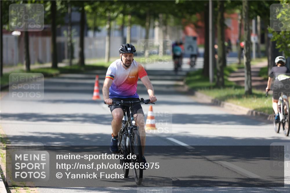 10.08.2025 - GEWOBA Citytriathlon Bremen Yannick Fuchs http://msf.ph/oto/8565975 10.08.2025 14:53:27 Radfahren 188, 419 meine-sportfotos.de