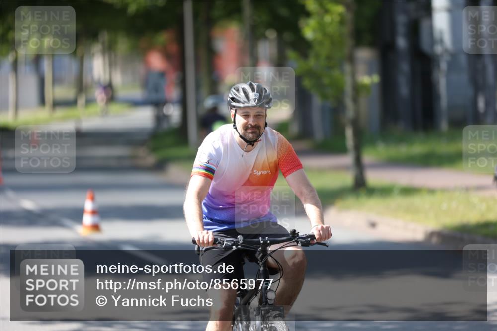 10.08.2025 - GEWOBA Citytriathlon Bremen Yannick Fuchs http://msf.ph/oto/8565977 10.08.2025 14:53:28 Radfahren 188, 419 meine-sportfotos.de