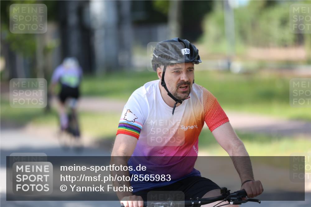 10.08.2025 - GEWOBA Citytriathlon Bremen Yannick Fuchs http://msf.ph/oto/8565983 10.08.2025 14:53:29 Radfahren 188, 419, 501 meine-sportfotos.de