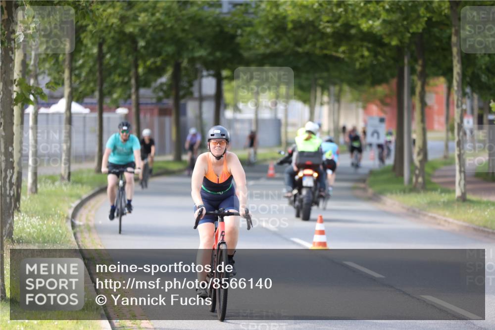 10.08.2025 - GEWOBA Citytriathlon Bremen Yannick Fuchs http://msf.ph/oto/8566140 10.08.2025 14:54:25 Radfahren 206, 316, 324, 370, 387, 393, 454, 475, 489, 507, 508, 514, 518 meine-sportfotos.de