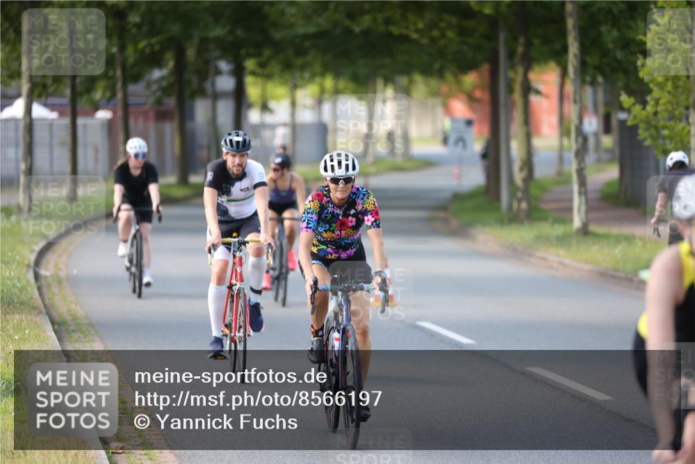 10.08.2025 - GEWOBA Citytriathlon Bremen Yannick Fuchs http://msf.ph/oto/8566197 10.08.2025 14:54:42 Radfahren 194, 316, 355, 370, 387, 440, 489, 507, 514, 518 meine-sportfotos.de