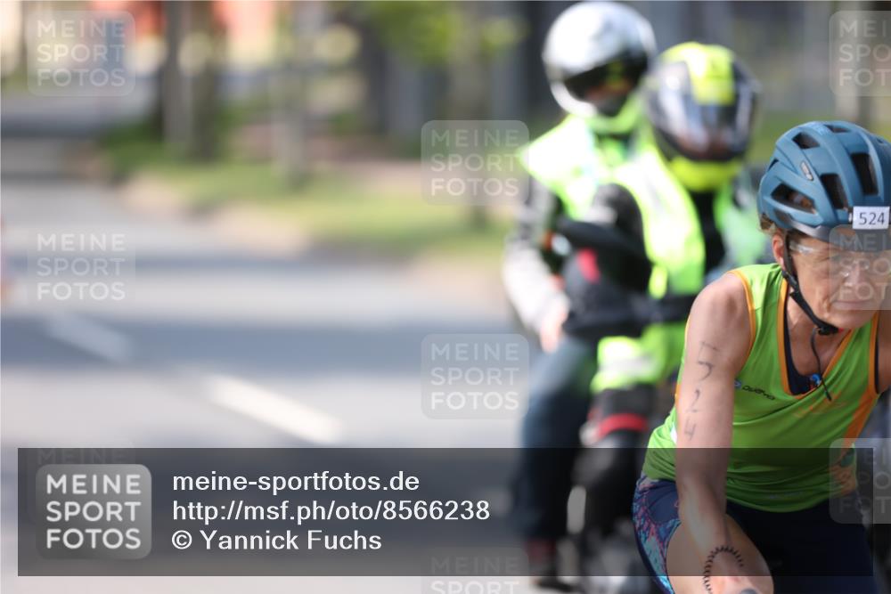 10.08.2025 - GEWOBA Citytriathlon Bremen Yannick Fuchs http://msf.ph/oto/8566238 10.08.2025 14:55:11 Radfahren 284, 357, 375, 424, 430, 443, 450, 451, 511, 524 meine-sportfotos.de